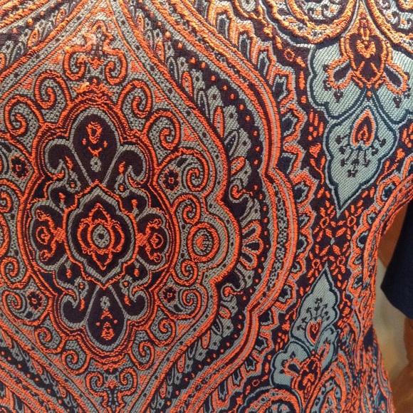 RAOUL TOP SIZE 2 Excellent Condition - Picture 3 of 5